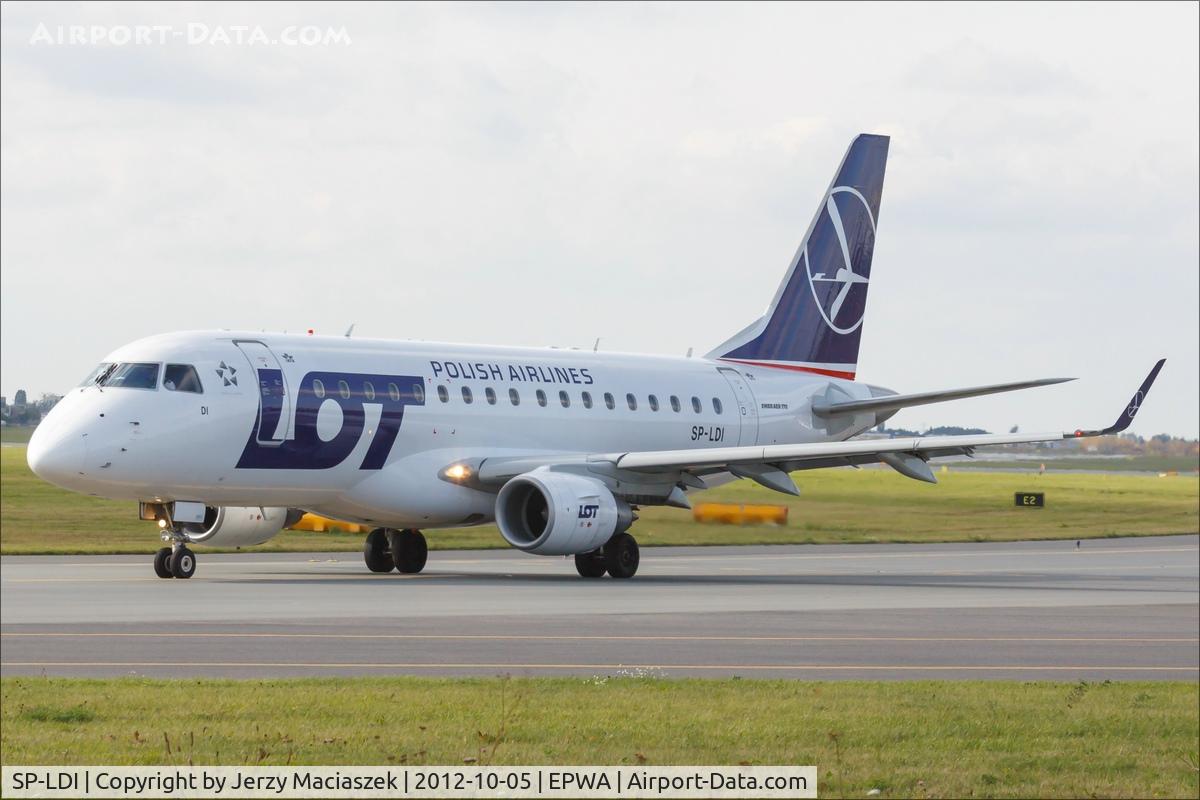 SP-LDI, 2005 Embraer 170LR (ERJ-170-100LR) C/N 17000073, Embraer ERJ-170-100LR