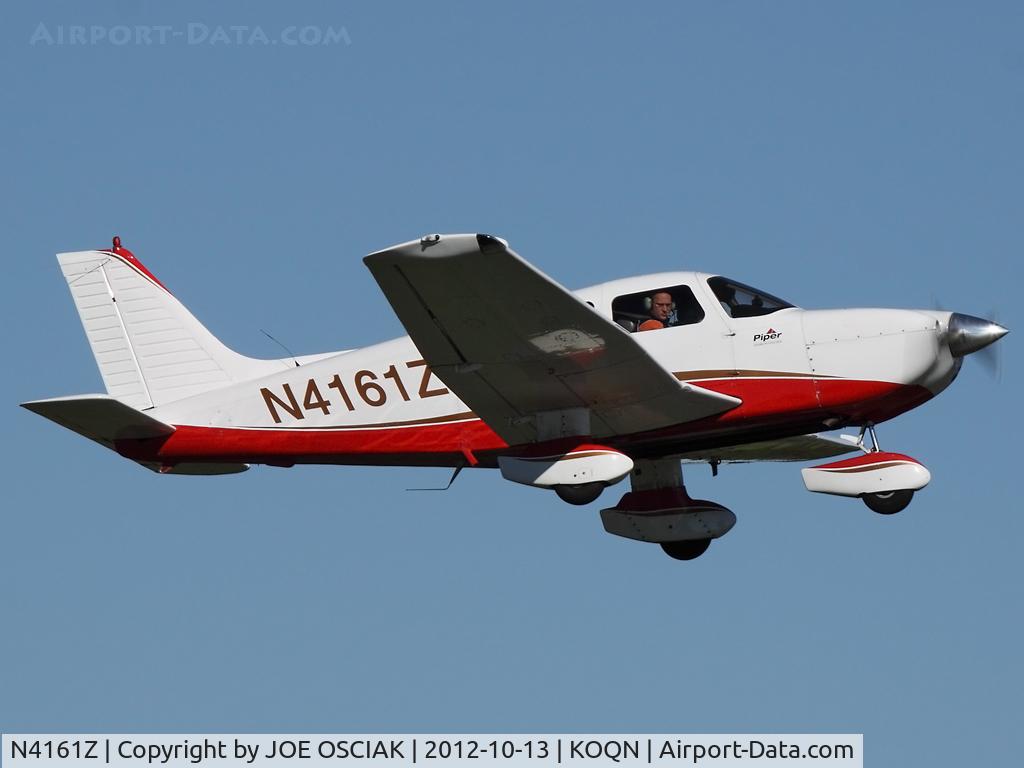 N4161Z, 1998 Piper PA-28-181 C/N 2843129, at Brandywine