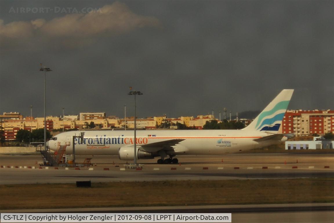 CS-TLZ, 1988 Boeing 767-375 C/N 24086, Chance encounter between this cargo liner and me.......