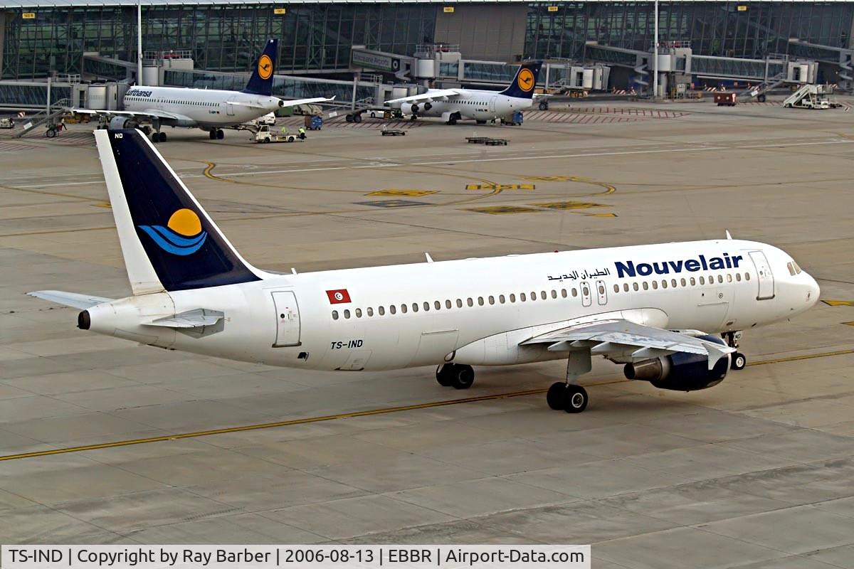 TS-IND, 1992 Airbus A320-212 C/N 348, Airbus A320-212 [0348] (Nouvelair Tunisie) Brussels~OO 13/08/2006