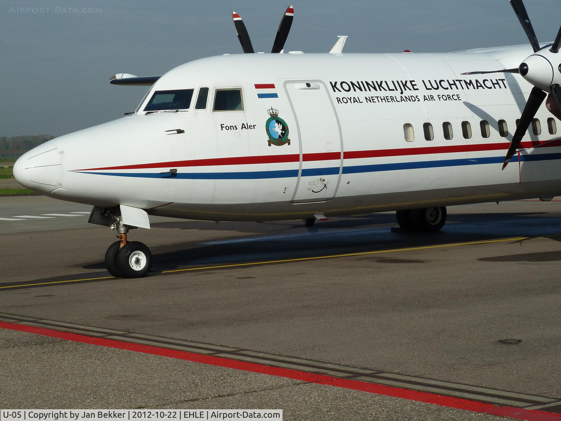 U-05, 1992 Fokker 50 C/N 20253, Lelystad apron.