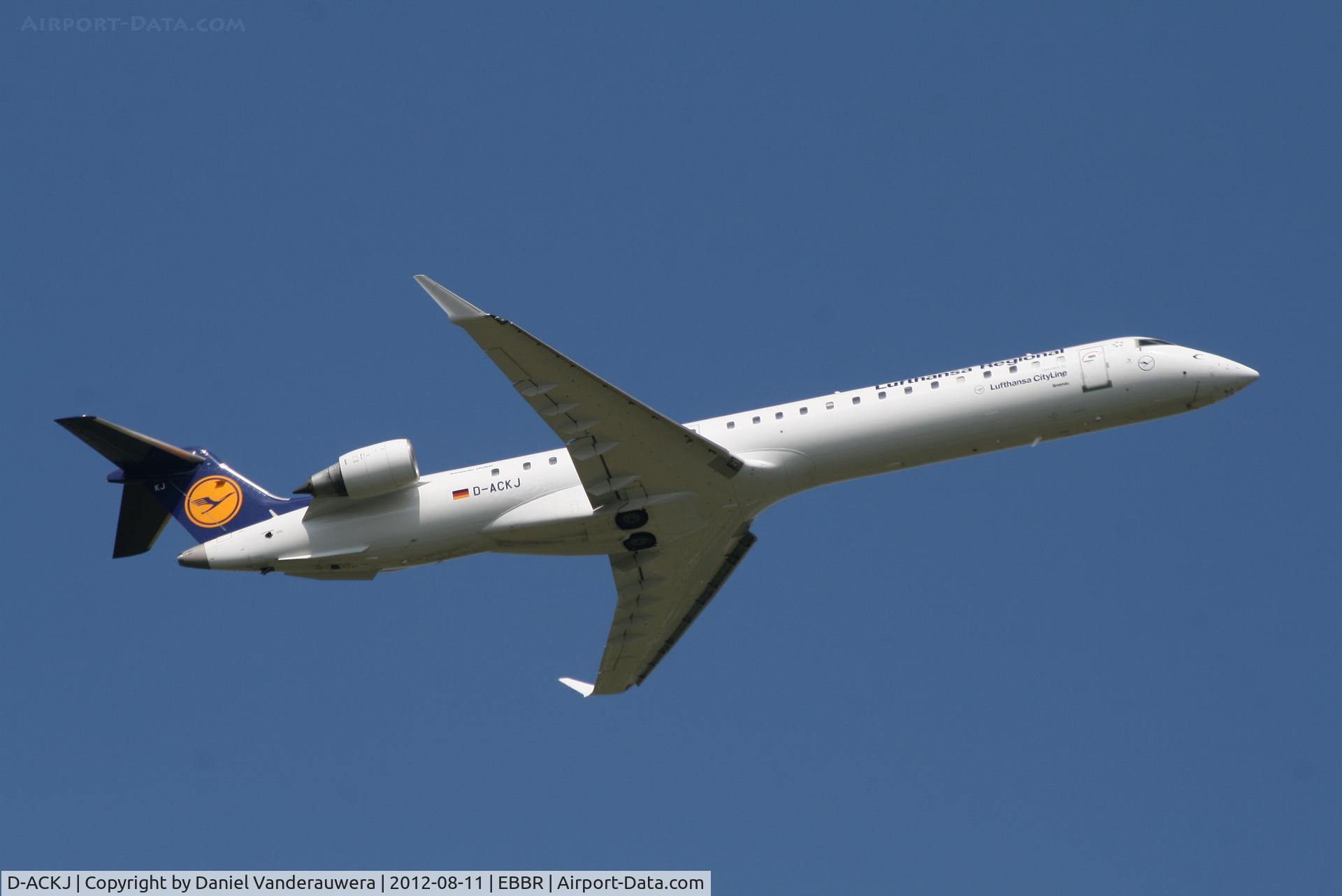 D-ACKJ, 2006 Bombardier CRJ-900LR (CL-600-2D24) C/N 15089, Flight LH2287 is climbing from RWY 07R