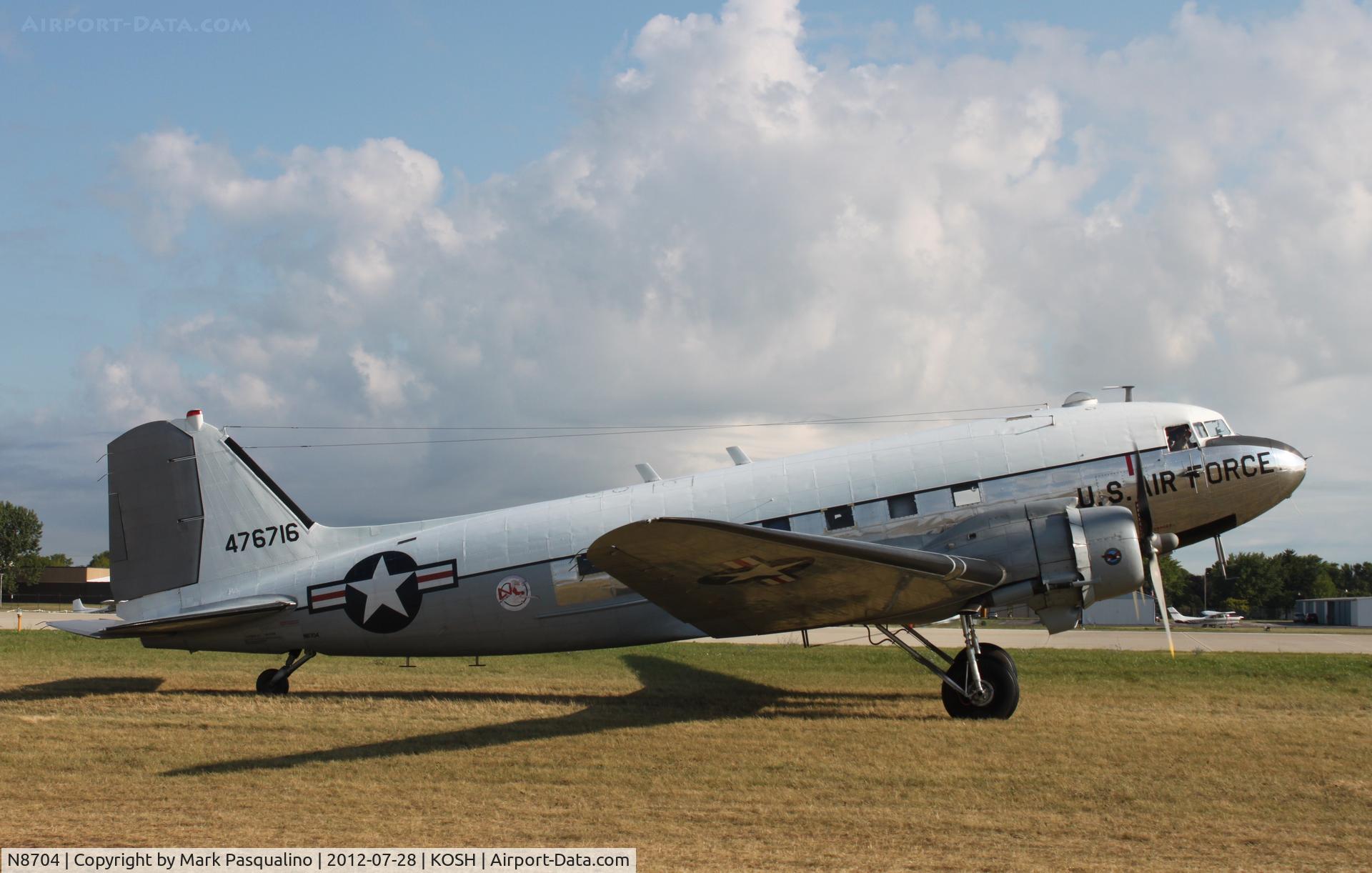 N8704, 1944 Douglas DC3C-S4C4G (TC-47B-30-DK) C/N 33048, Douglas DC3C