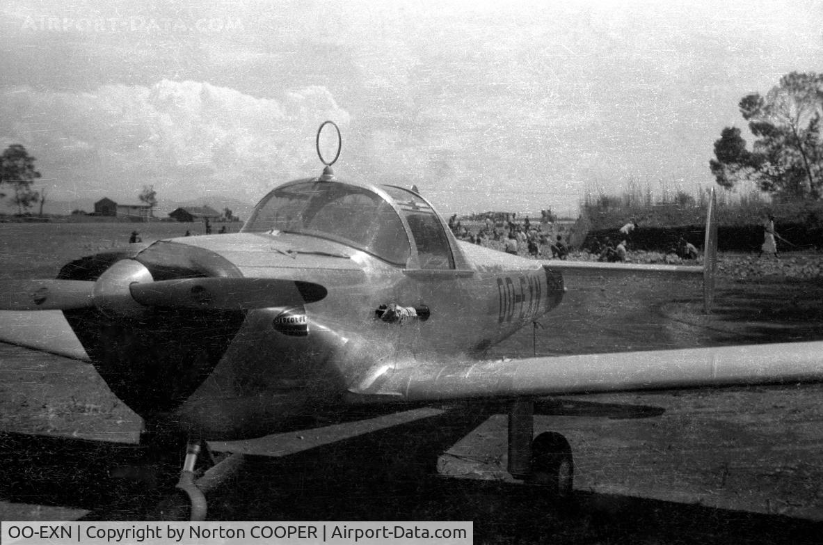 OO-EXN, 1947 Erco 415CD Ercoupe C/N 4772, From negatives found on Brussels flea market
Picture shot in Belgian Congo circa 1948 supposedly by Mr Michaux.