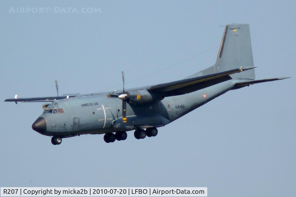R207, Transall C-160R C/N 210, Landing