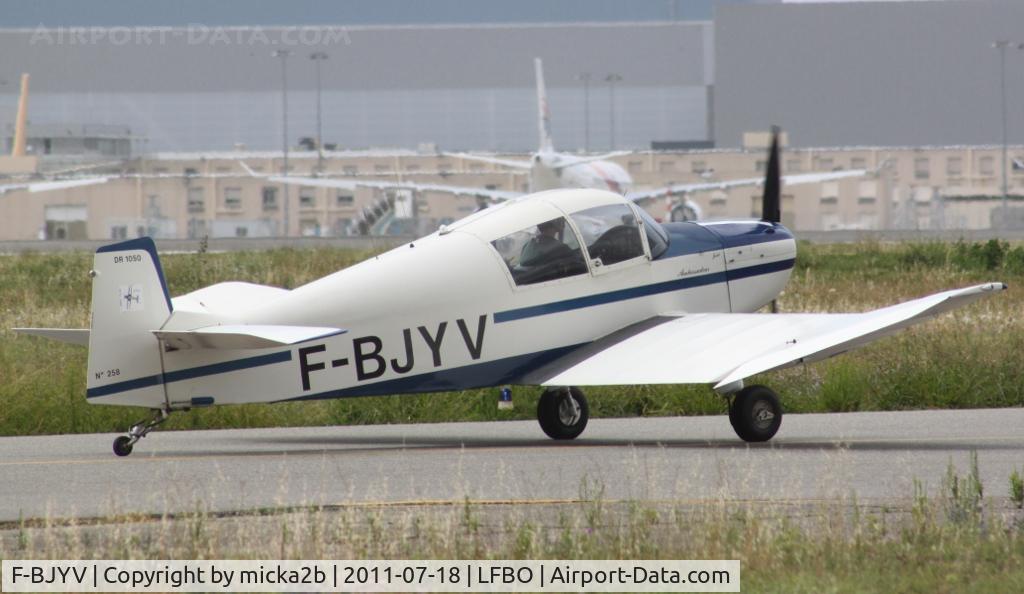 F-BJYV, Jodel DR.1050 C/N 258, Taxiing