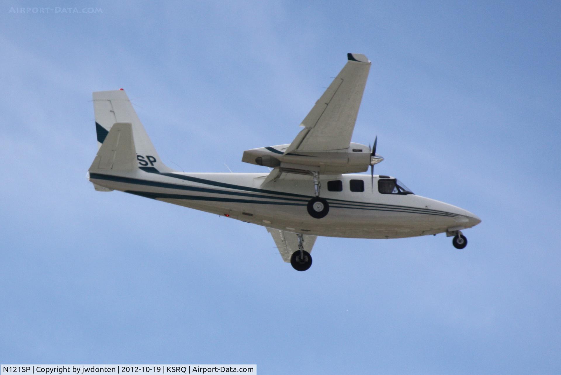N121SP, 1960 Aero Commander 500-B C/N 500B-984-25, Aero Commander 500 (N121SP) on approach to Sarasota-Bradenton International Airport following a flight from Naples Municipal Airport