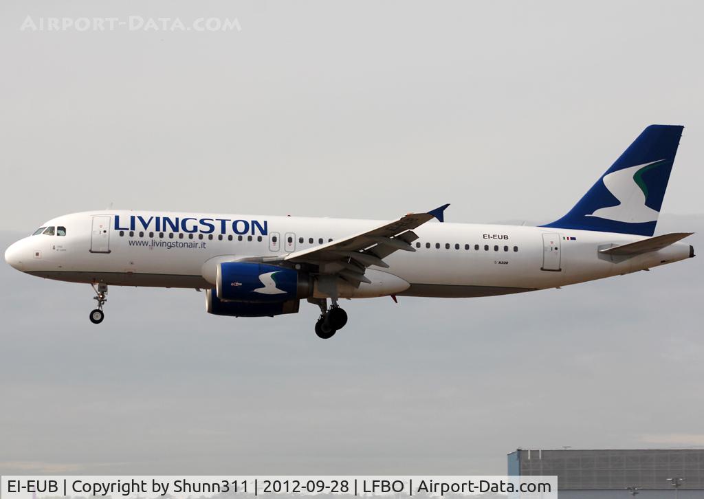 EI-EUB, 2003 Airbus A320-232 C/N 1998, Landing rwy 14L