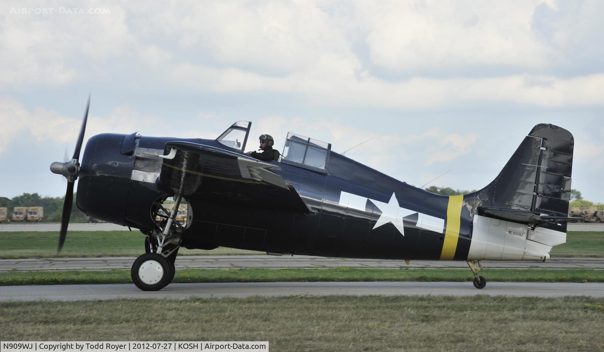 N909WJ, 1944 General Motors (Grumman) FM-2 Wildcat C/N 16203, Airventure 2012