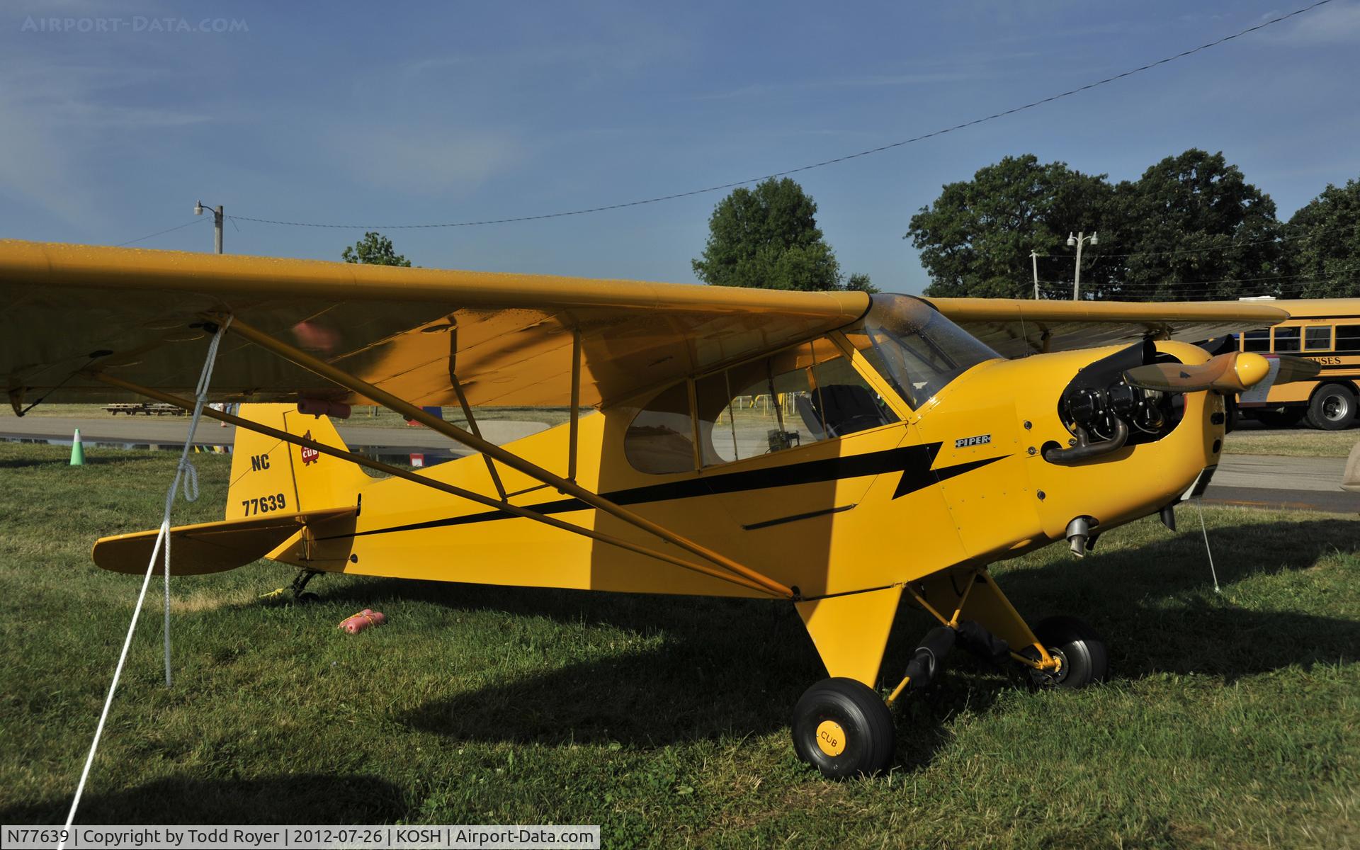 N77639, 1945 Piper J3C-65 Cub C/N 14930, Airventure 2012
