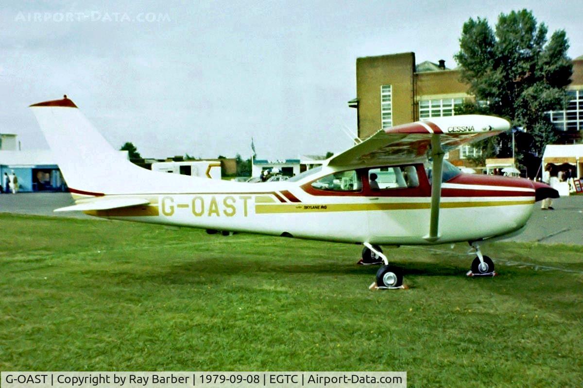 G-OAST, 1979 Cessna TR182 Turbo Skylane RG C/N R182-01115, Cessna TR.182 Turbo Skylane RG II [R182-01115] Cranfield~G 08/09/1979. Image taken from a slide.