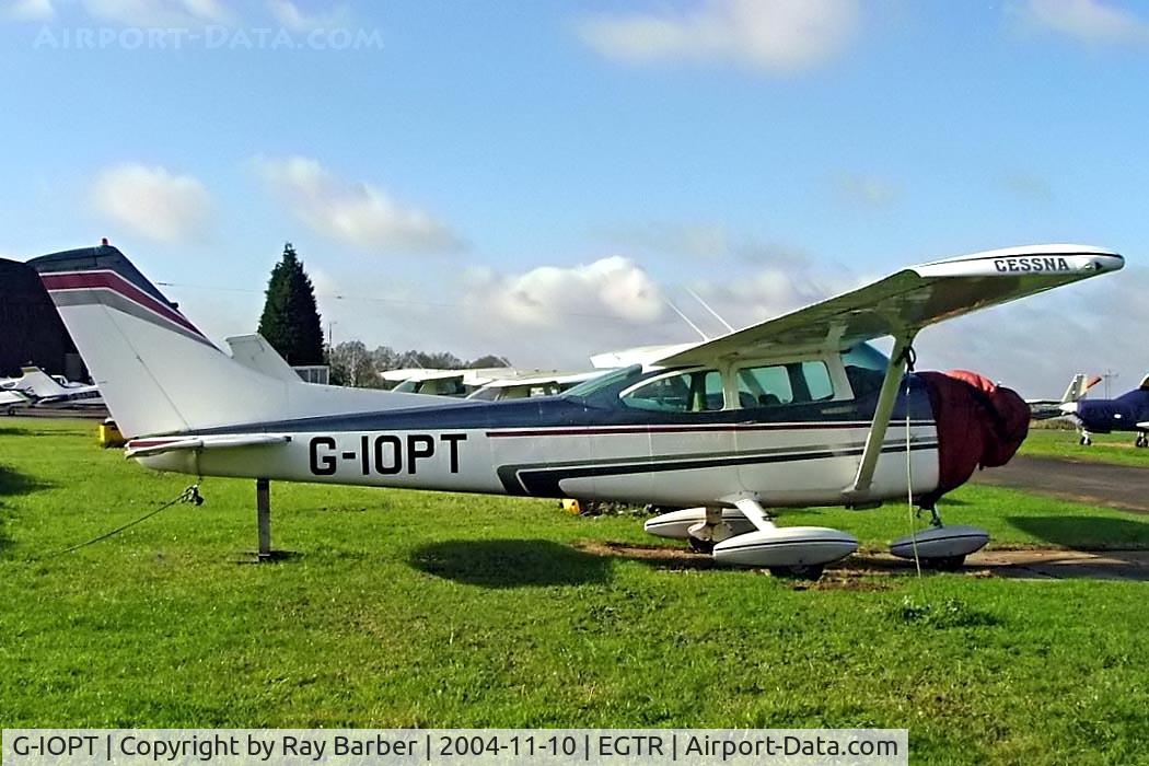G-IOPT, 1973 Cessna 182P Skylane C/N 18261731, IOPT   Cessna 182P Skylane [182-61731] Elstree~G 10/11/2004
