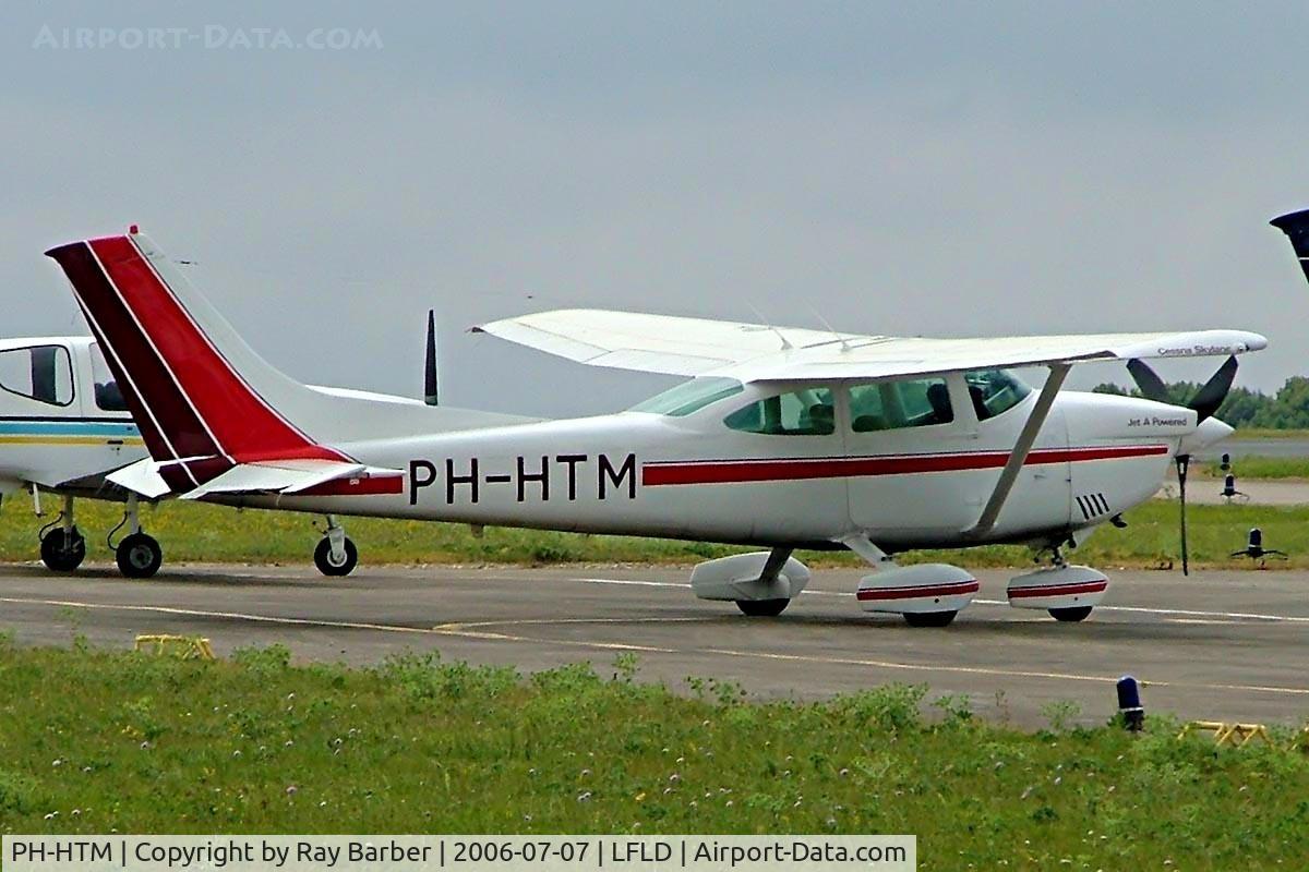 PH-HTM, Reims F182P Skylane C/N 0008, R/Cessna F.182P Skylane [0008] Bourges~F 07/07/2006