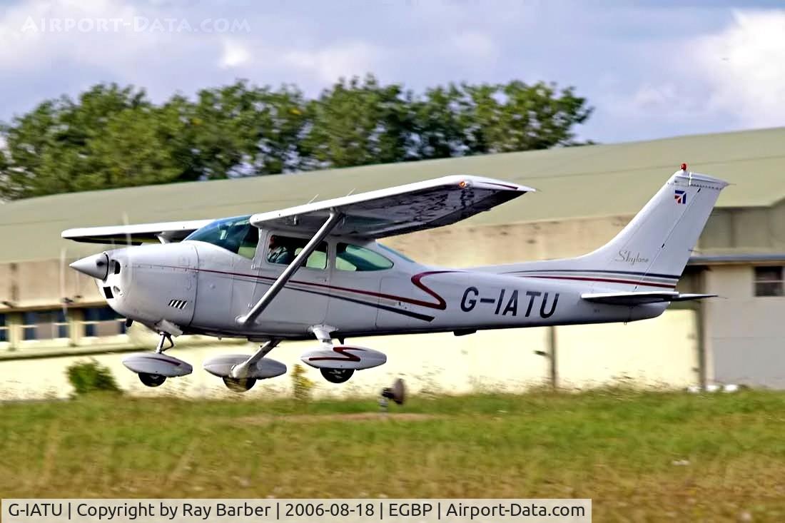 G-IATU, 1973 Cessna 182P Skylane C/N 182-61436, Cessna 182P Skylane [182-61436] Kemble~G 18/08/2006