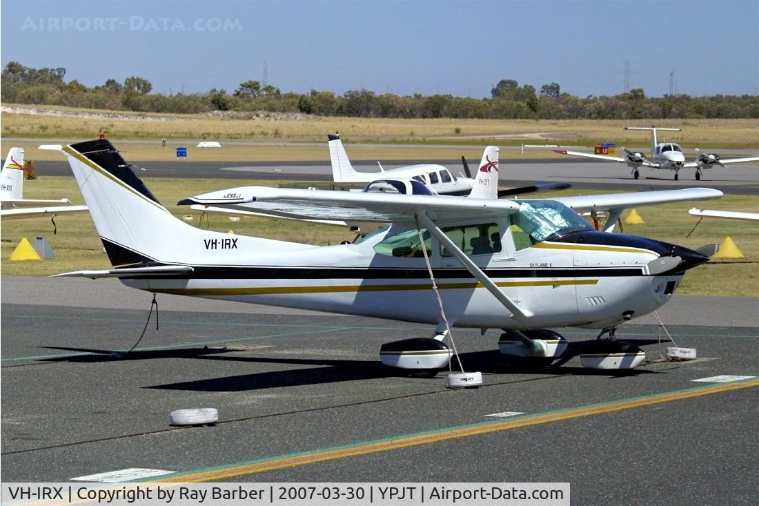 VH-IRX, 1976 Cessna 182P Skylane C/N 18264756, Cessna 182P Skylane [182-64756] Perth -Jandakot~VH 30/03/2007