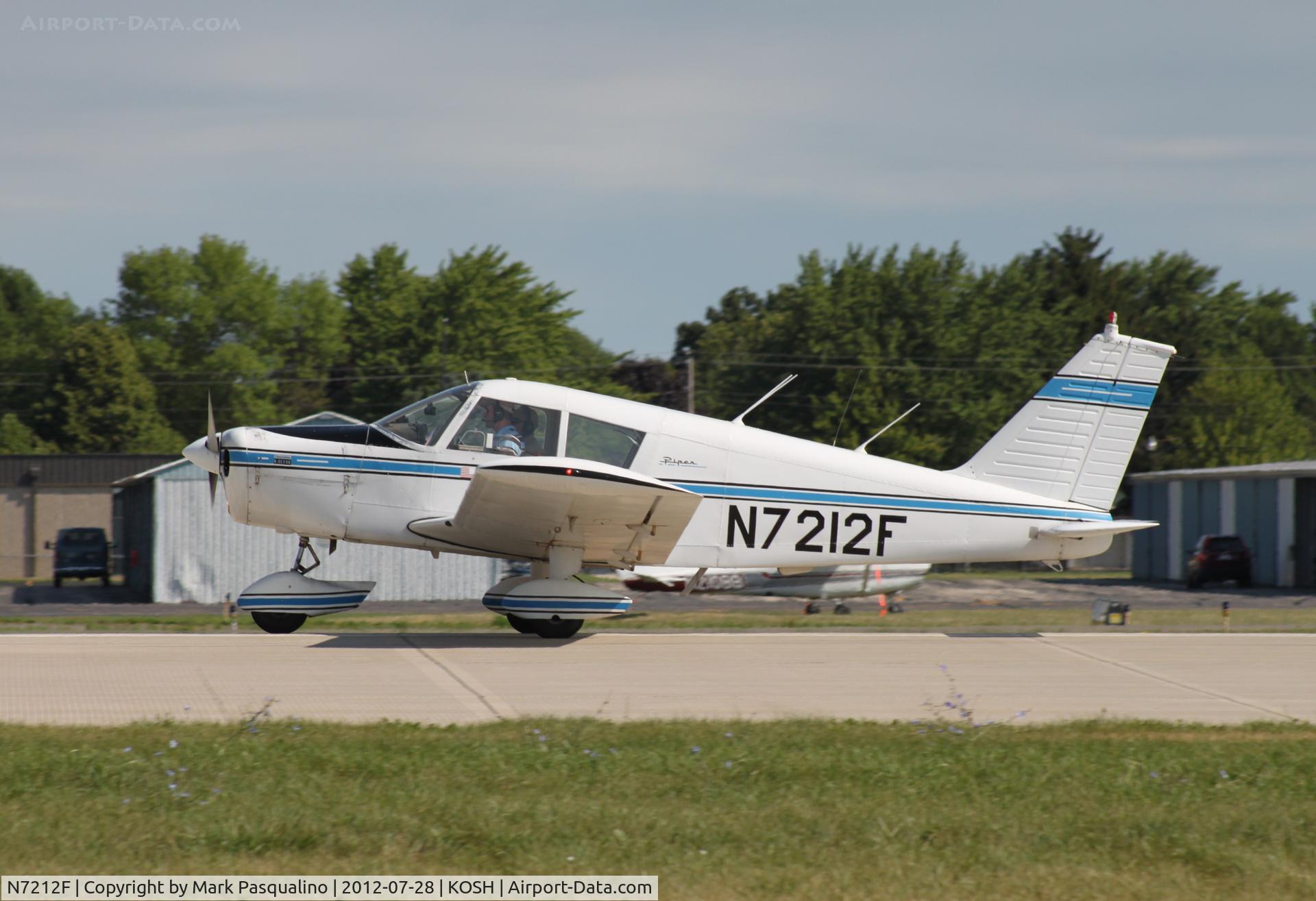 N7212F, 1968 Piper PA-28-140 C/N 28-25121, Piper PA-28-140