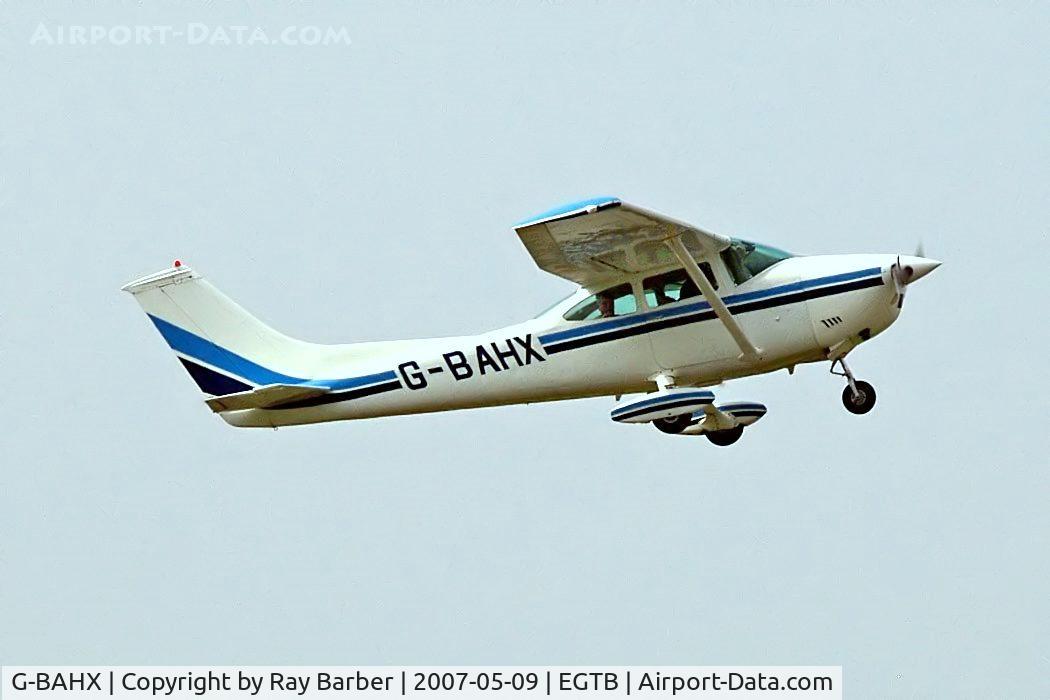 G-BAHX, 1972 Cessna 182P Skylane C/N 182-61588, Cessna 182P Skylane [182-61588] Booker~09/06/2007