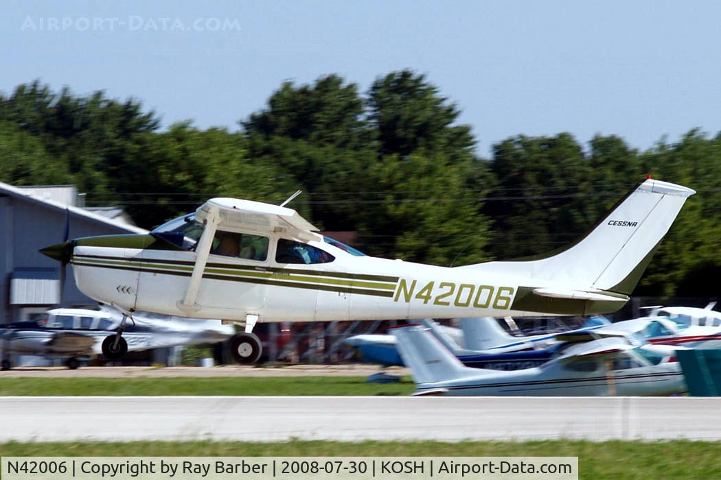 N42006, 1968 Cessna 182L Skylane C/N 18258804, Cessna 182L Skylane [182-58804] Oshkosh~N 30/07/2008