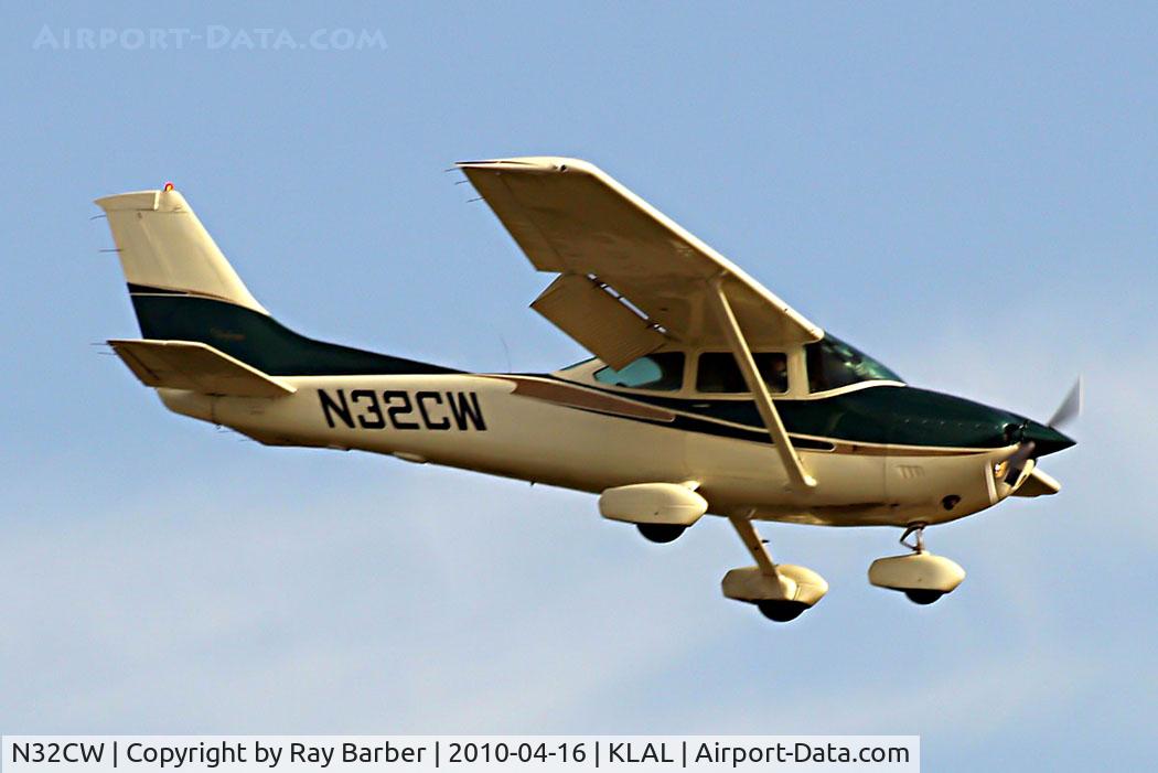 N32CW, 1977 Cessna 182Q Skylane C/N 18265680, Cessna 182Q Skylane [182-65680] Lakeland-Linder~N 16/04/2010