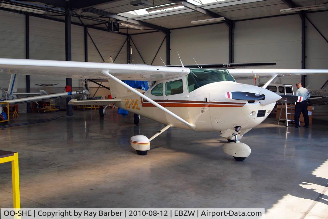 OO-SHE, 1978 Reims F182Q C/N 0098, R/Cessna F.182Q Skylane [0098] Genk-Zwartberg~OO 12/08/2010