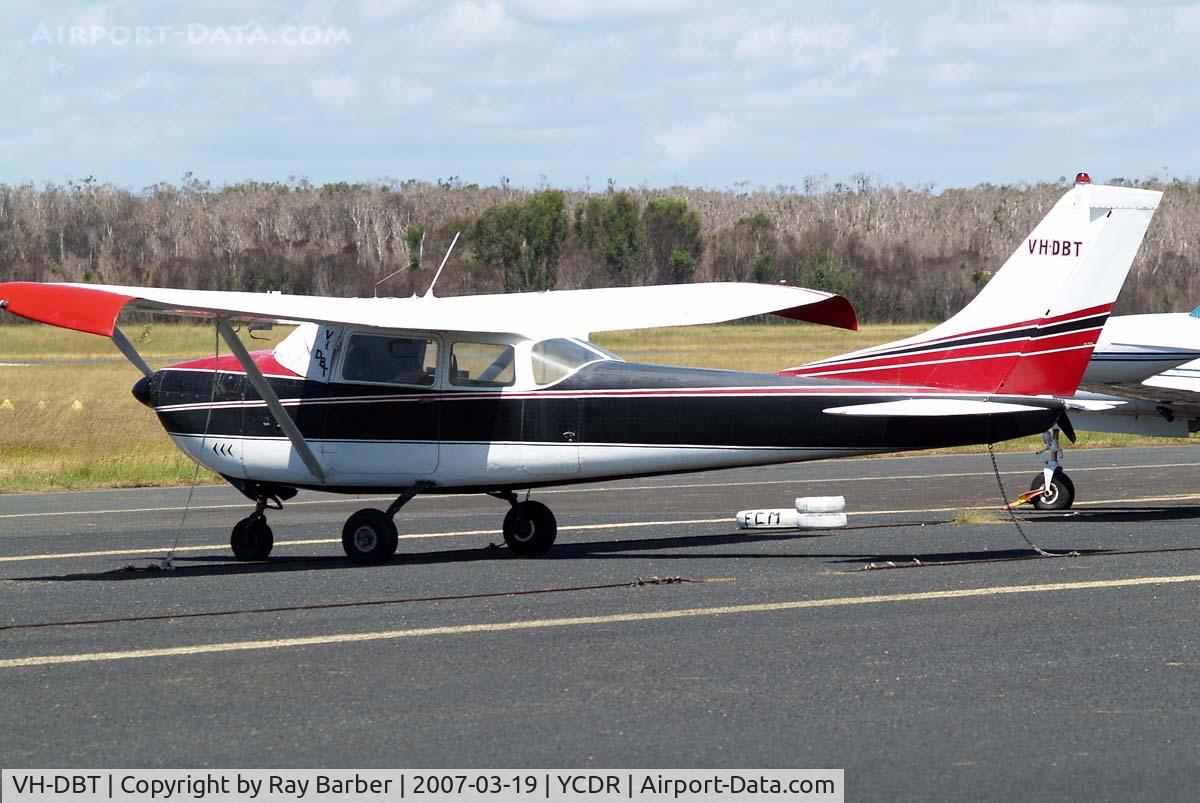 VH-DBT, 1962 Cessna 182E Skylane C/N 18254061, Cessna 182E Skylane [182-54061] Caloundra~VH 19/03/2007