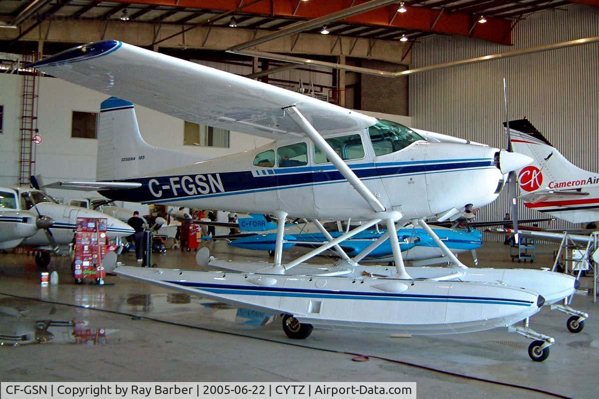 CF-GSN, 1971 Cessna A185E Skywagon 185 C/N 18501882, Cessna A.185E Skywagon 185 [185-01882] Toronto-City Centre Airport~C 22/06/2005. Marked as C-FGSN but not registered as such.