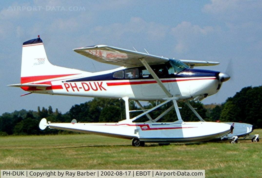 PH-DUK, 1961 Cessna 185 Skywagon C/N 185-0046, Cessna 185 Skywagon [185-0046] Schaffen-Diest~OO 17/08/2002