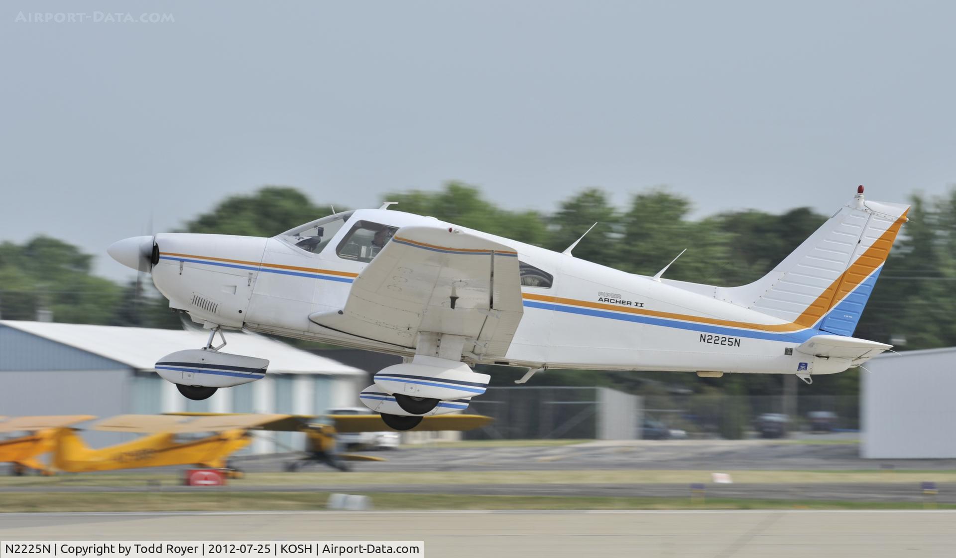 N2225N, 1979 Piper PA-28-181 C/N 28-7990281, Airventure 2012