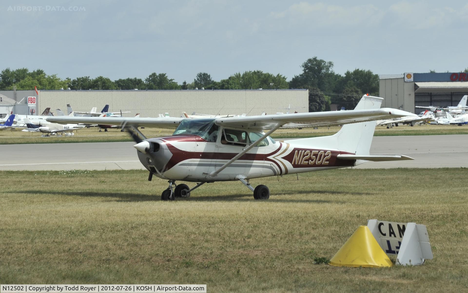 N12502, 1973 Cessna 172M C/N 17262025, Airventure 2012