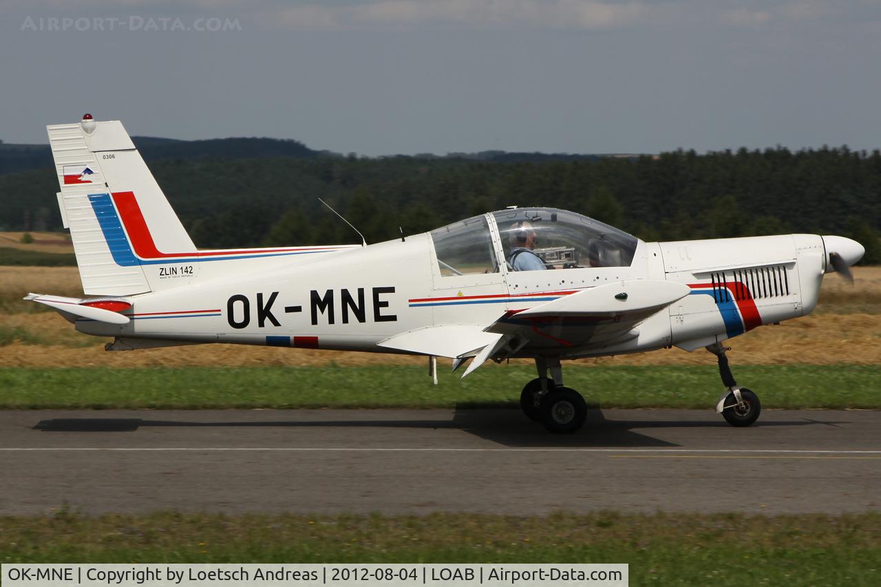 OK-MNE, Zlin Z-142 C/N 0306, just landing