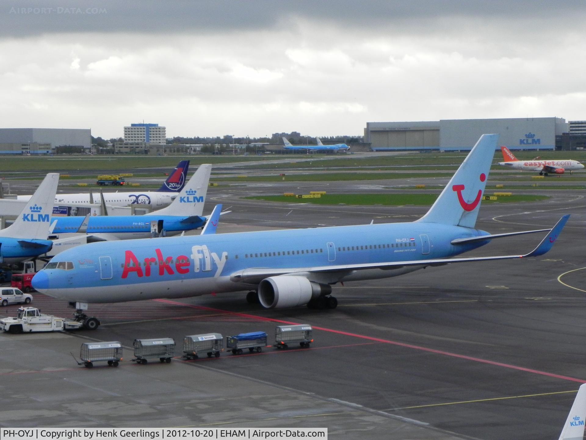 PH-OYJ, 2000 Boeing 767-304 C/N 29384, ArkeFly B767