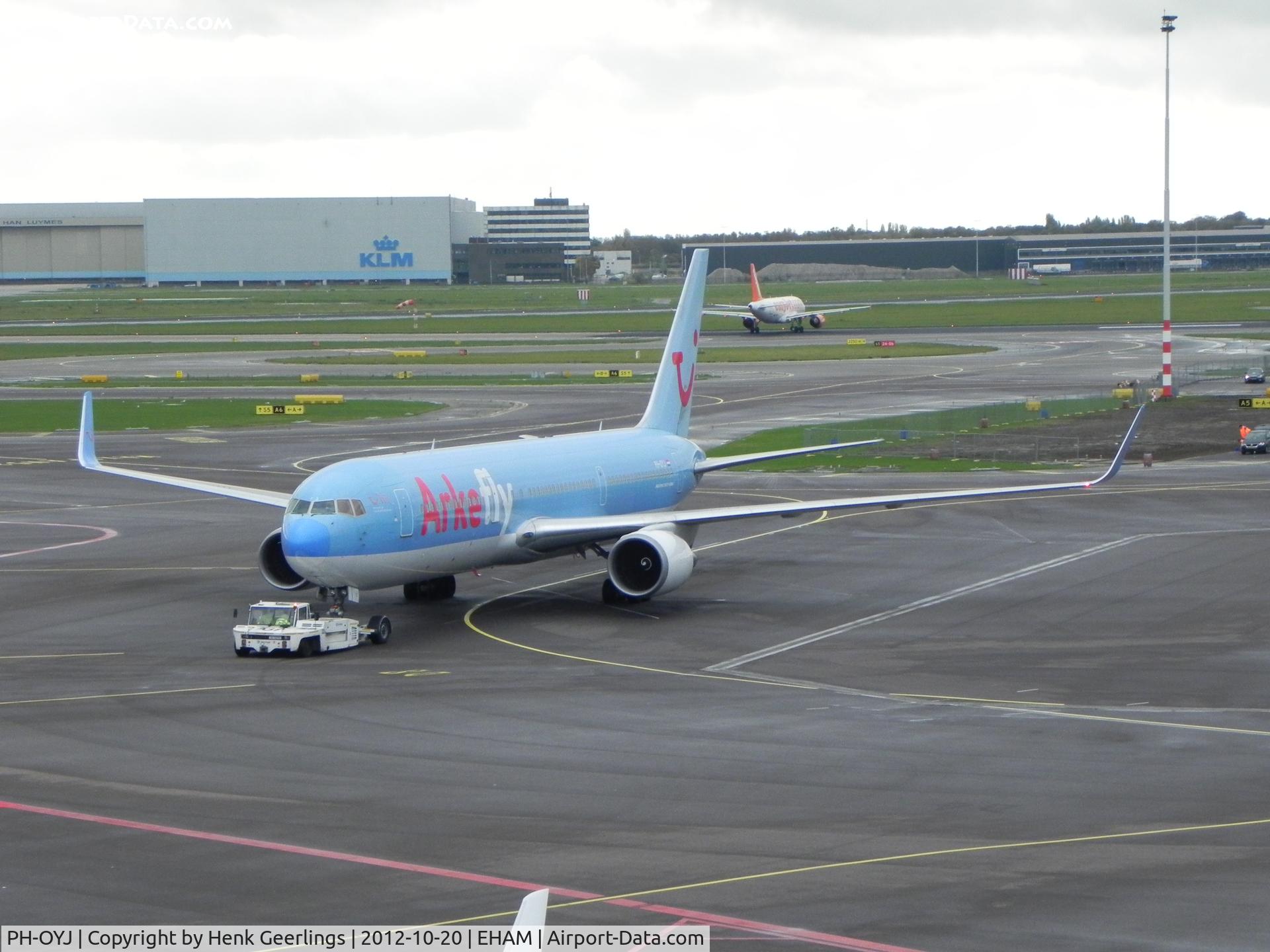 PH-OYJ, 2000 Boeing 767-304 C/N 29384, ArkeFly B767