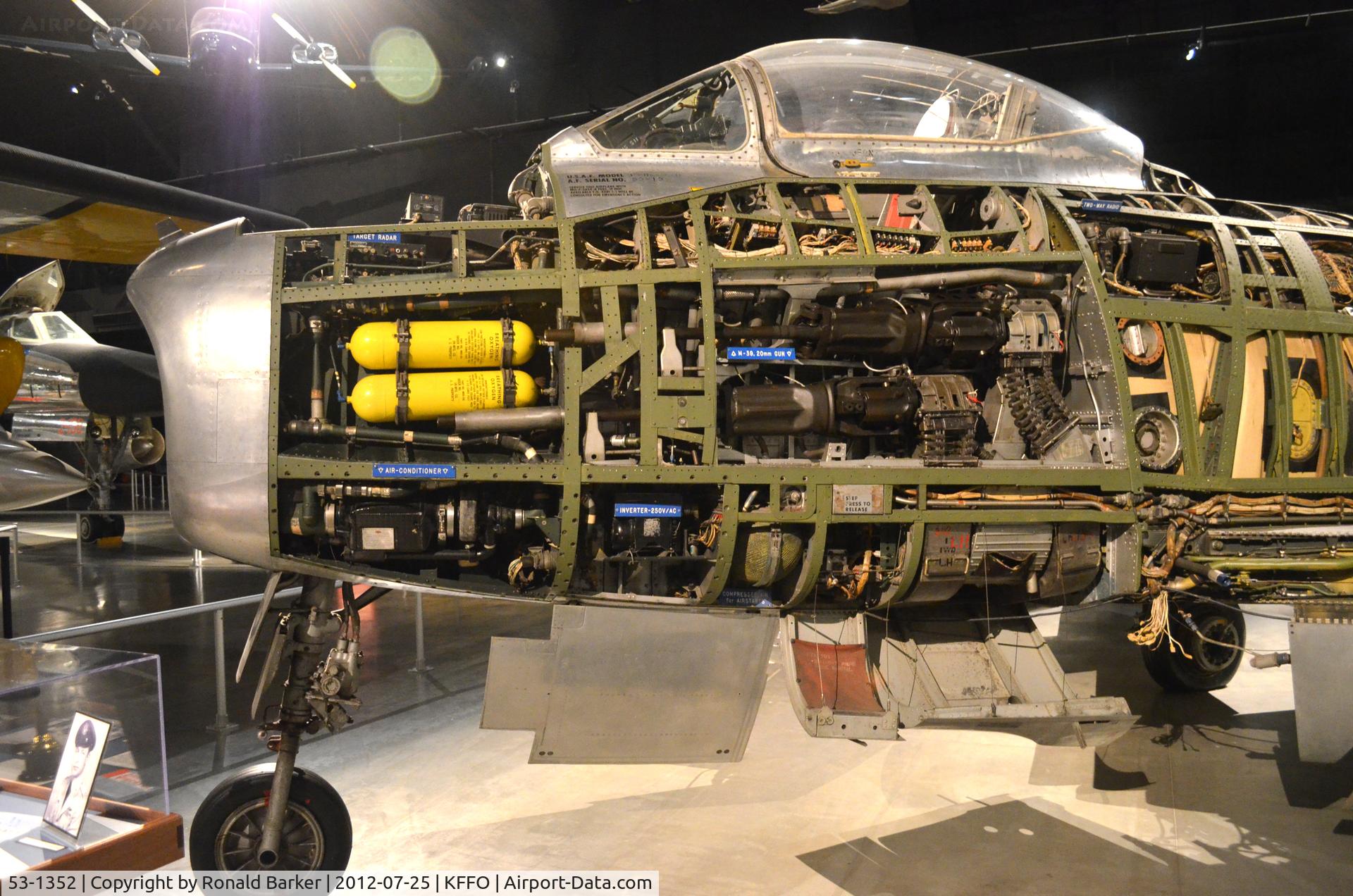 53-1352, 1953 North American F-86H-10-NH Sabre C/N 203-124, AF Museum