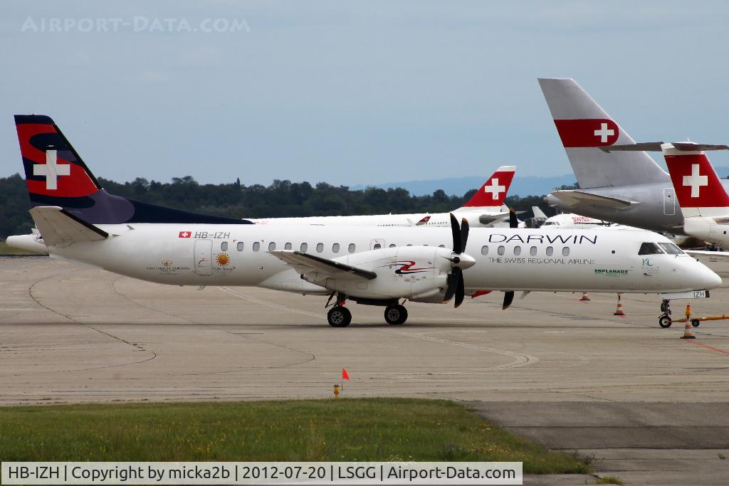 HB-IZH, 1994 Saab 2000 C/N 2000-011, Taxiing