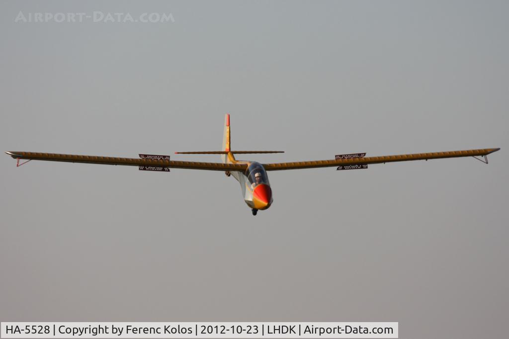 HA-5528, 1985 Rubik R-26SU Góbé 82 C/N AA800044, Dunakeszi