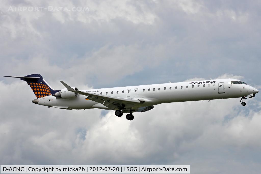 D-ACNC, 2009 Bombardier CRJ-900LR (CL-600-2D24) C/N 15236, Landing
