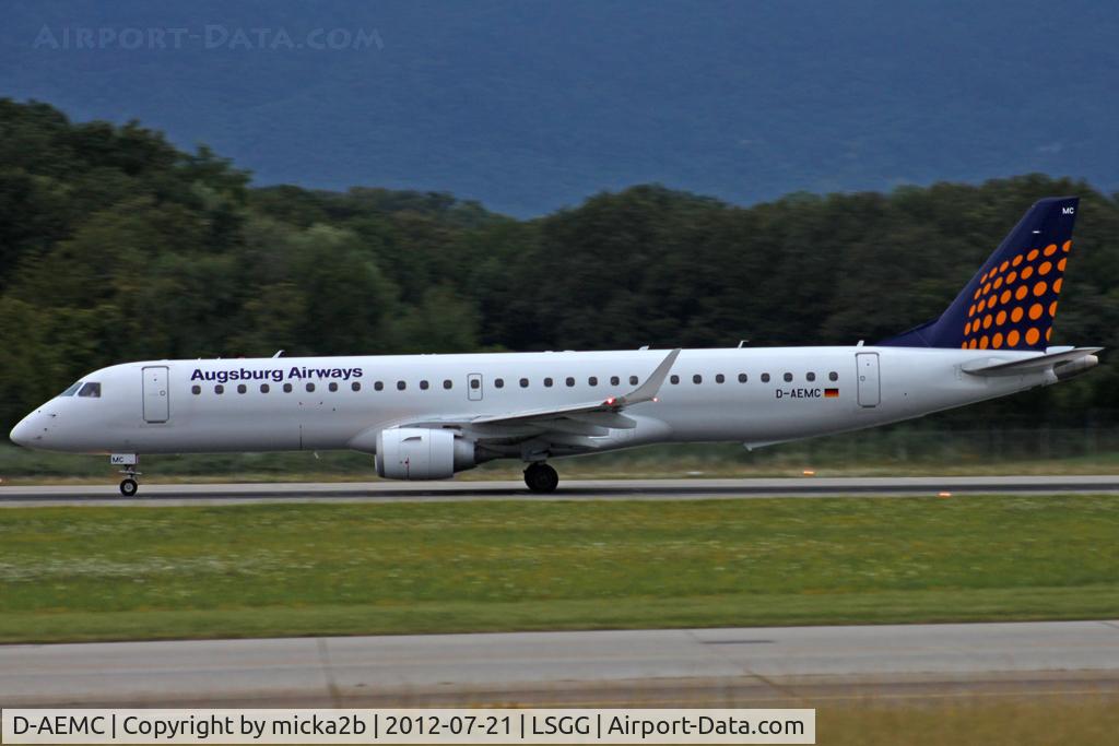 D-AEMC, 2009 Embraer 195LR (ERJ-190-200LR) C/N 19000300, Take off
