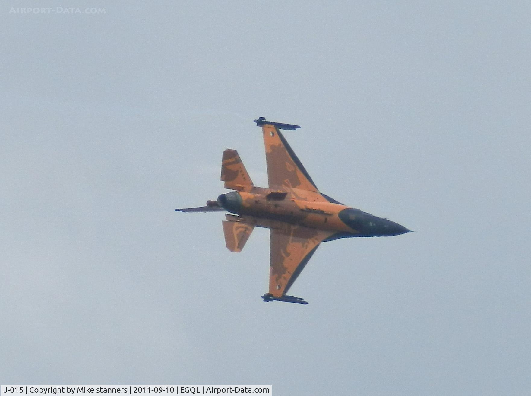 J-015, 1991 Fokker F-16A Fighting Falcon C/N 6D-171, 322SQN F-16A In action at Leuchars airshow 2011