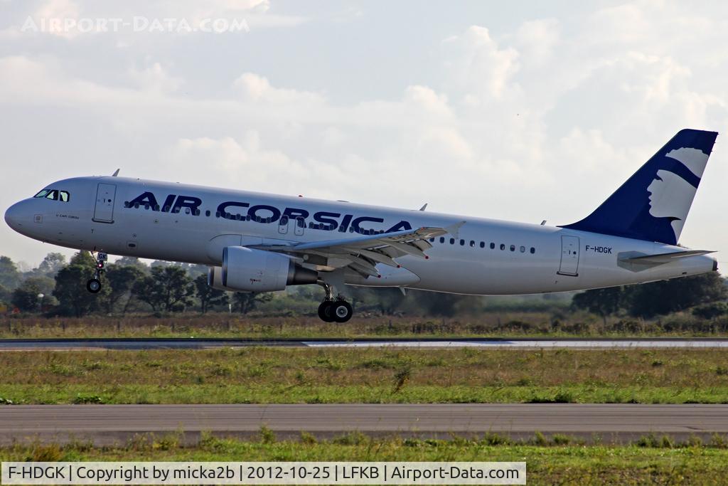 F-HDGK, 2010 Airbus A320-214 C/N 4478, Landing