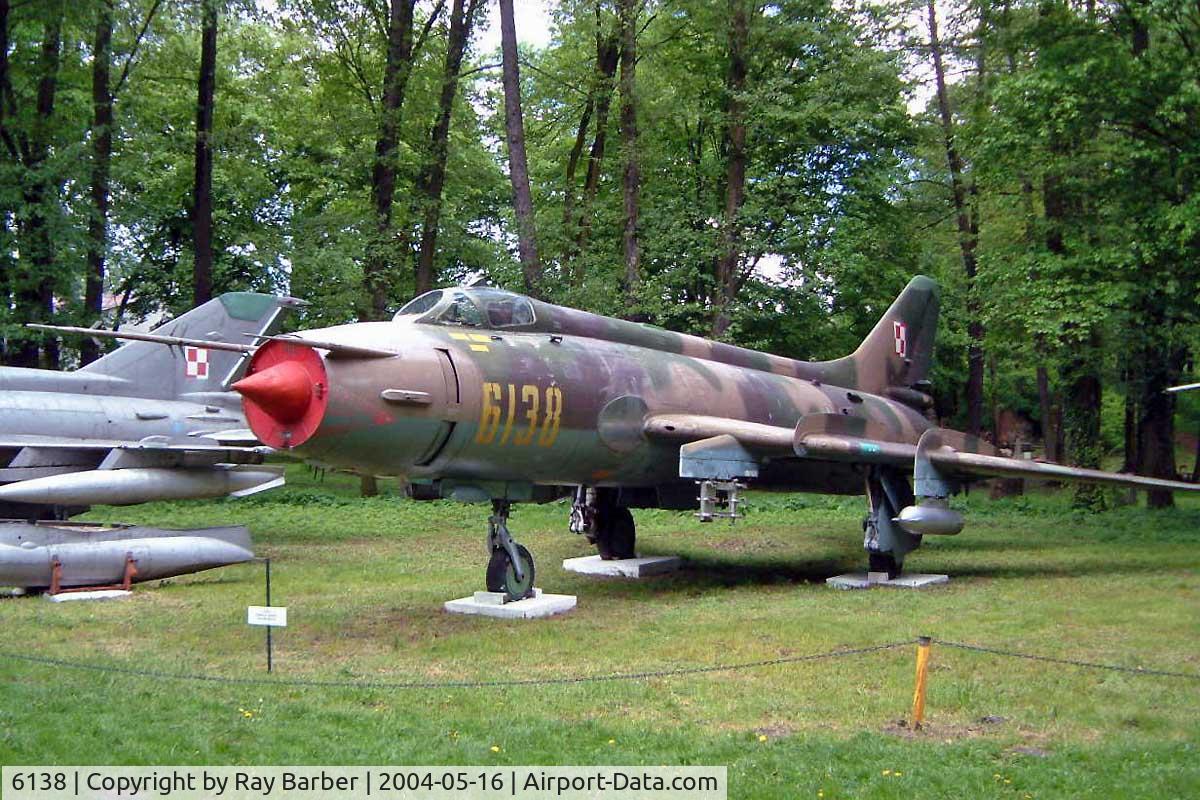 6138, Sukhoi Su-20R C/N 74828, Sukhoi Su-20R [74828] Drzonow-Lubuskie~SP 16/05/2004