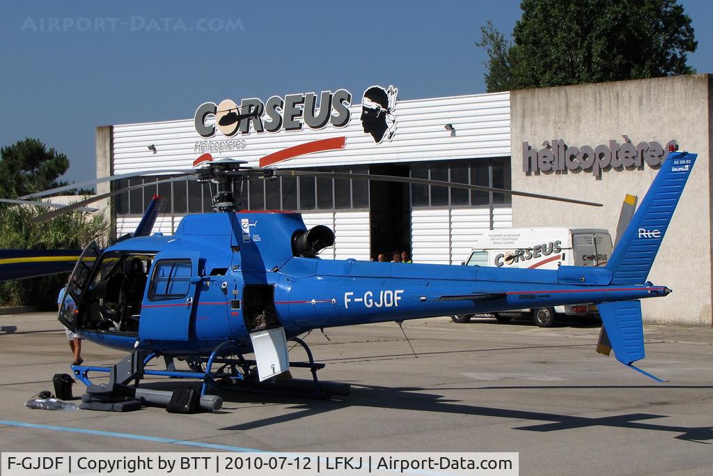 F-GJDF, Eurocopter AS-350B-2 Ecureuil Ecureuil C/N 2642, Preparing to aerials power lines control mission