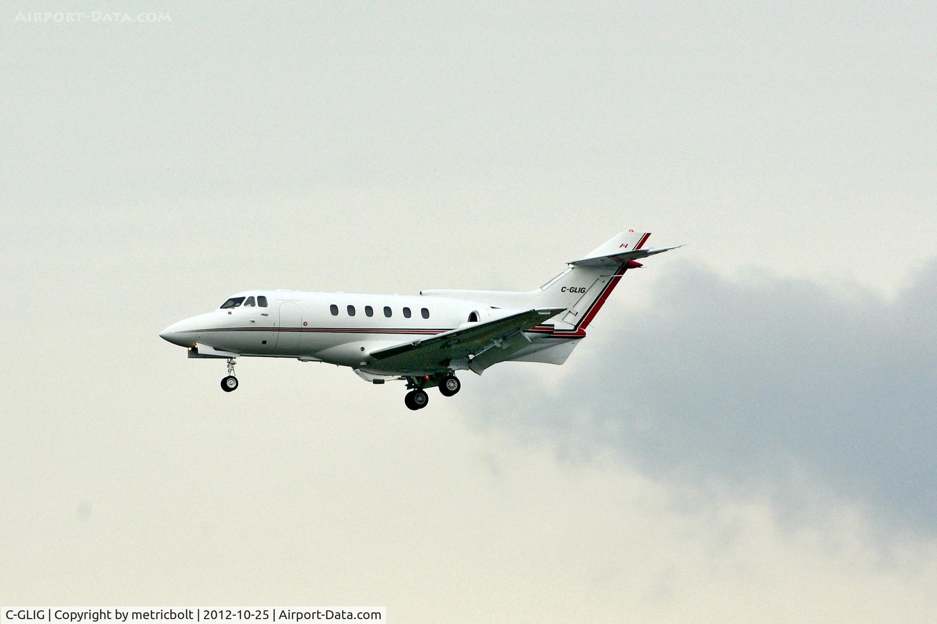 C-GLIG, 1981 Hawker Siddeley HS.125 Series 700A C/N 257149, Landing at YVR