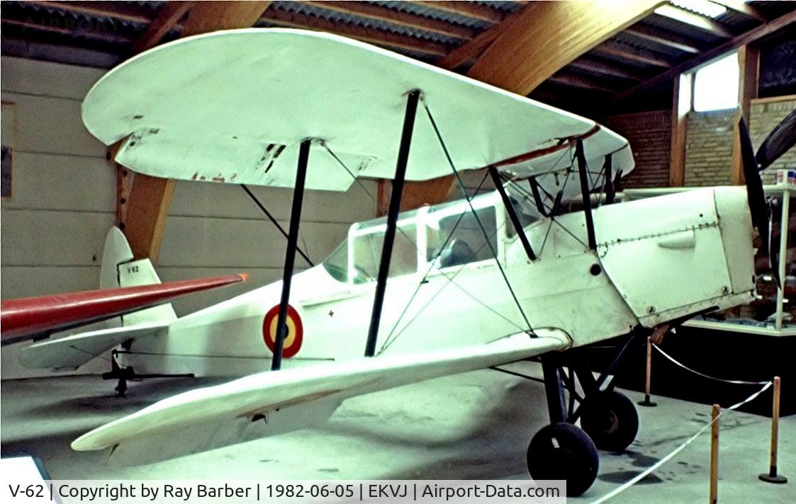 V-62, 1955 Stampe-Vertongen SV-4B C/N 1204, Stampe et Vertongen Stampe SV.4B [1204] Stauning~OY 05/06/1982. Image taken from a slide.
