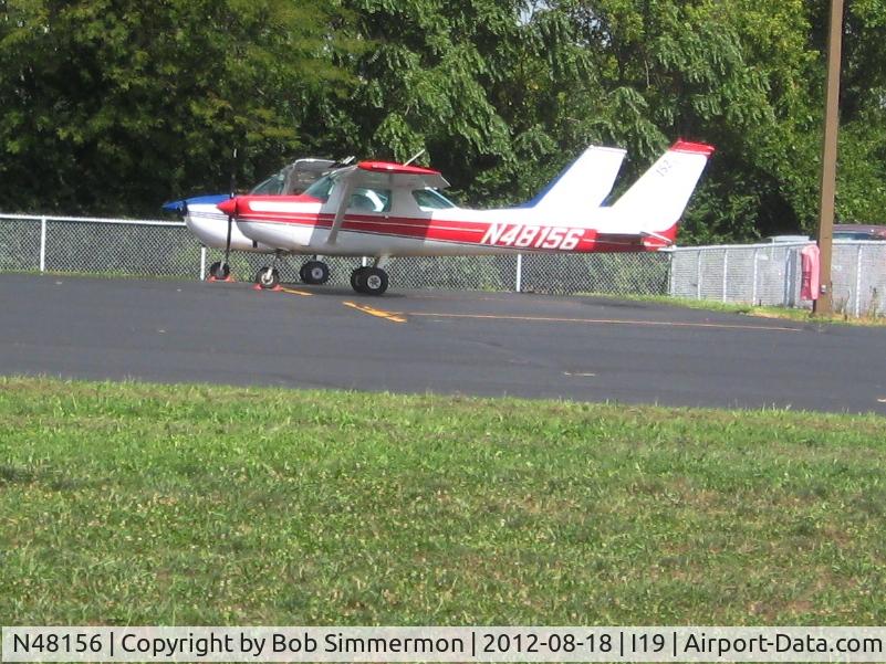 N48156, 1979 Cessna 152 C/N 15283291, On the ramp in Xenia, Ohio
