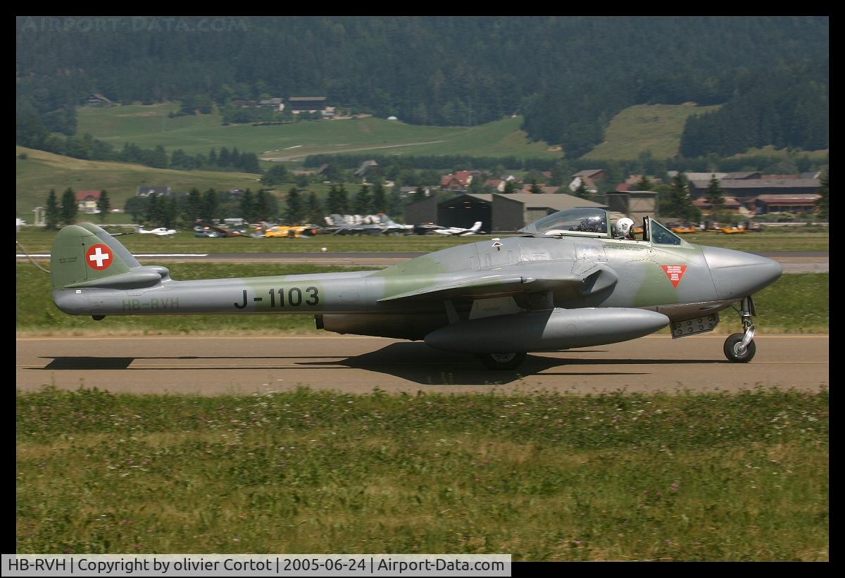 HB-RVH, 1951 De Havilland (FFA) Vampire FB.6 (DH-100) C/N 612, profil view, Air power 05