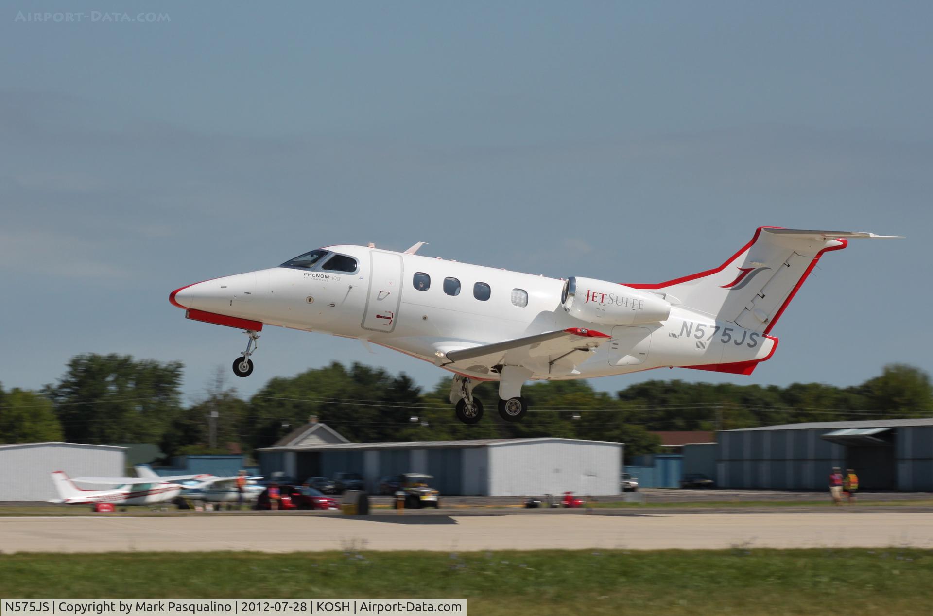 N575JS, 2009 Embraer EMB-500 Phenom 100 C/N 50000051, EMB-500