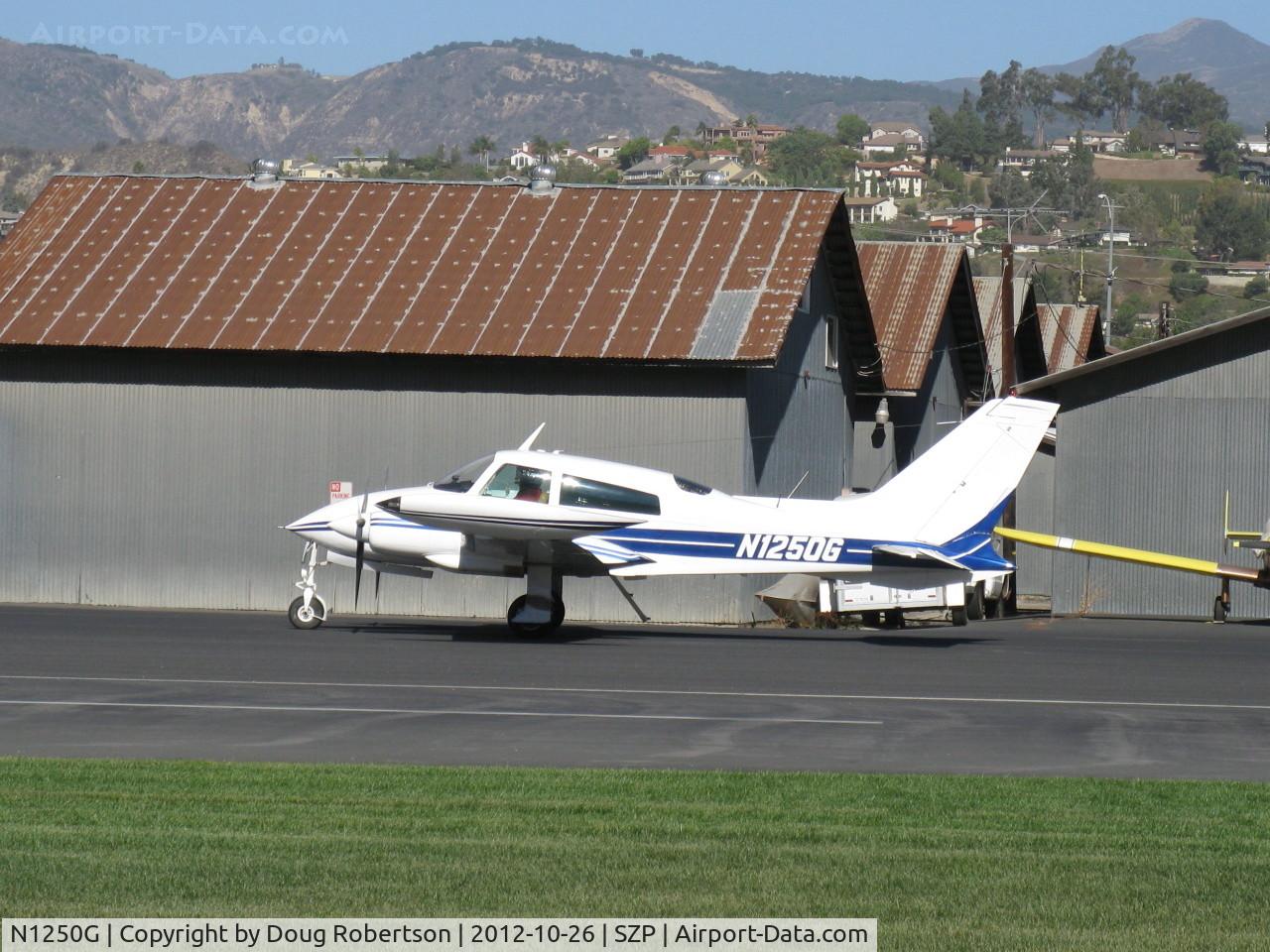 N1250G, 1974 Cessna 310Q C/N 310Q1101, 1974 Cessna 310Q, two Continental IO-470-VO 260 Hp each, taxi to 04