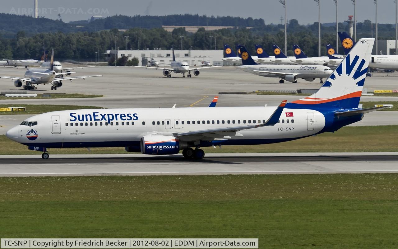 TC-SNP, 2010 Boeing 737-8HC C/N 40777, departure from Munich