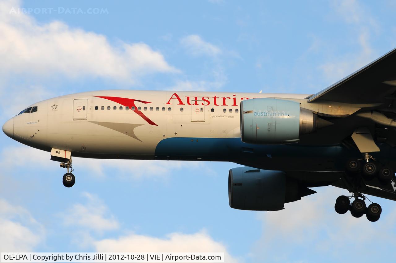 OE-LPA, 1997 Boeing 777-2Z9/ER C/N 28698, Austrian Airlines
