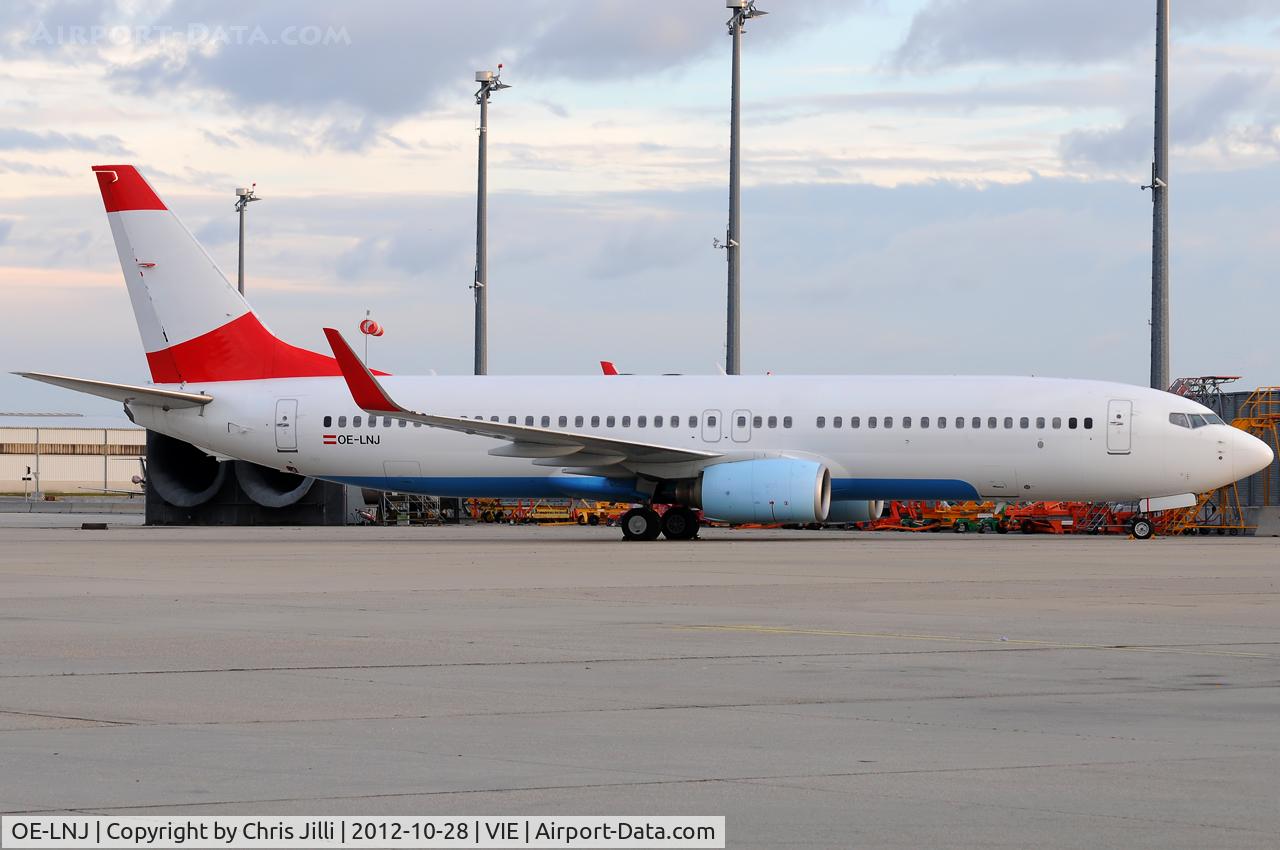OE-LNJ, 1998 Boeing 737-8Z9 C/N 28177, Austrian Airlines